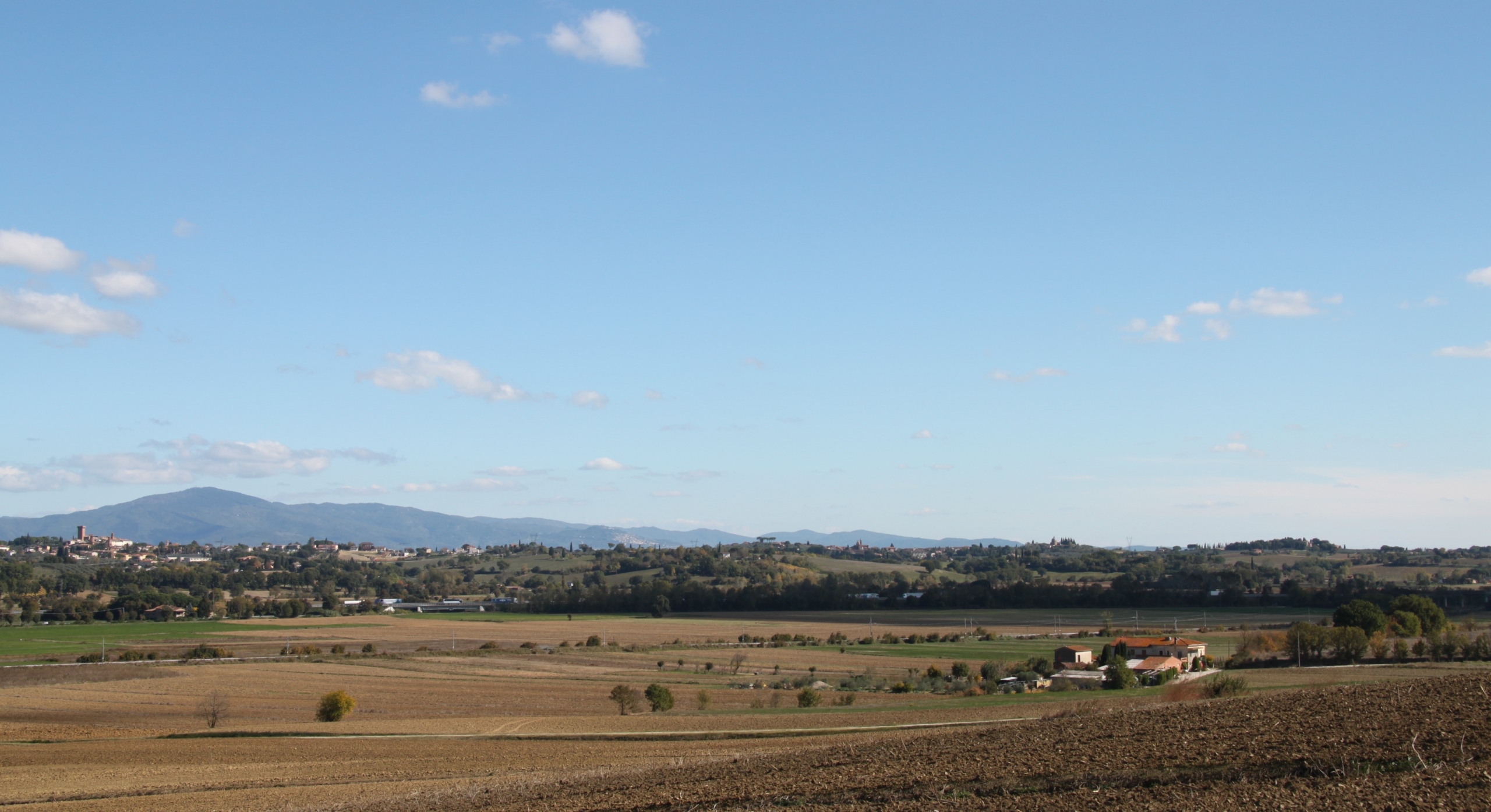 2 Casa indipendente Lucignano